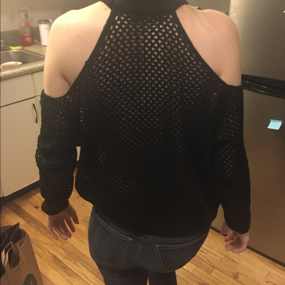 Knit black top - Picture 2 of 2